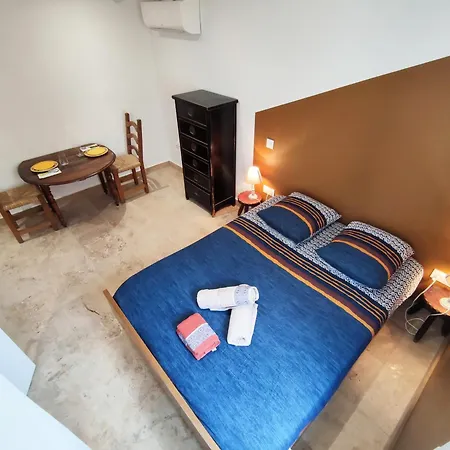 Apartment L'etape Arlesienne *