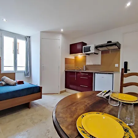 L'etape Arlesienne Apartment